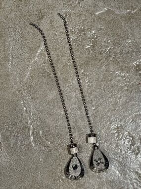 HarborBreeze Silver Teardrop Pull Chain Charms - Pair
